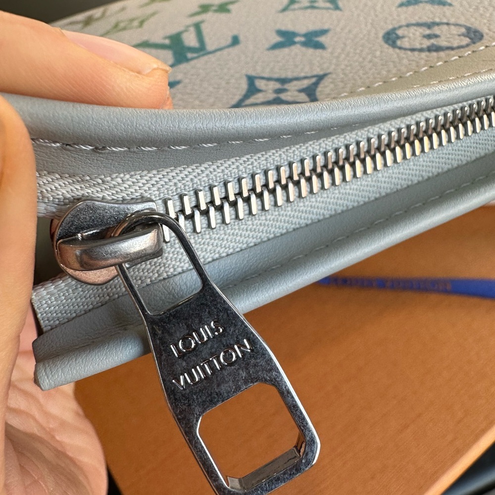 Louis Vuitton Multicolor Monogram Pouch - Picture 4 of 8